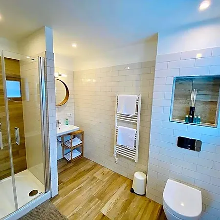 Haus Stadler - Self Check-in Bed & Breakfast 3*