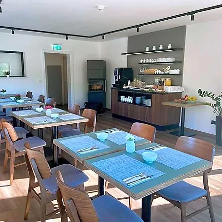 Haus Stadler - Self Check-in Bed & Breakfast